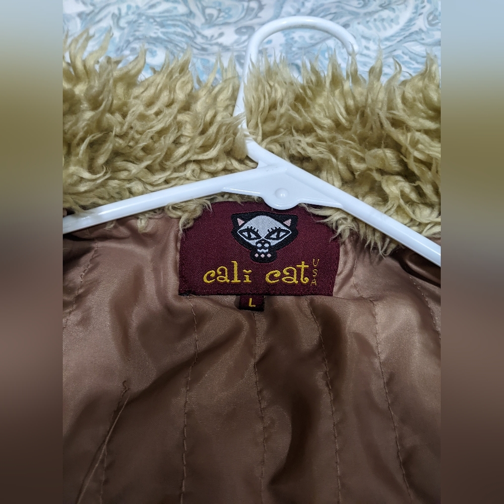 Cali Cat Jacket - Picture 3 of 12